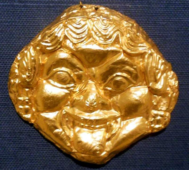 Экспонат из музея Бенаки в Афинах. Ну очень похоже на маску Агамемнона!
